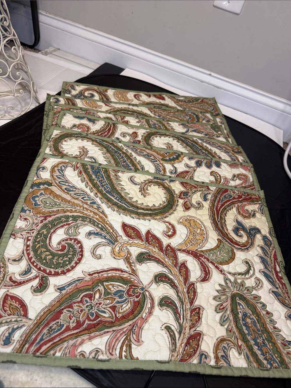 6 Paisley Quilted placements Cream, Green, Red, Blue very pretty vintage